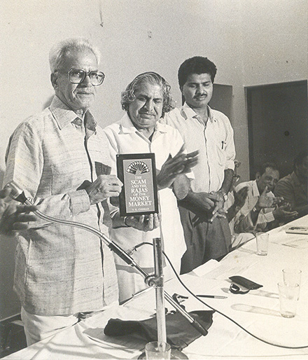 R N Mirdha releaseing the book